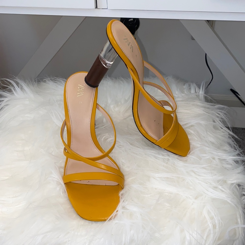 Zara mustard heels